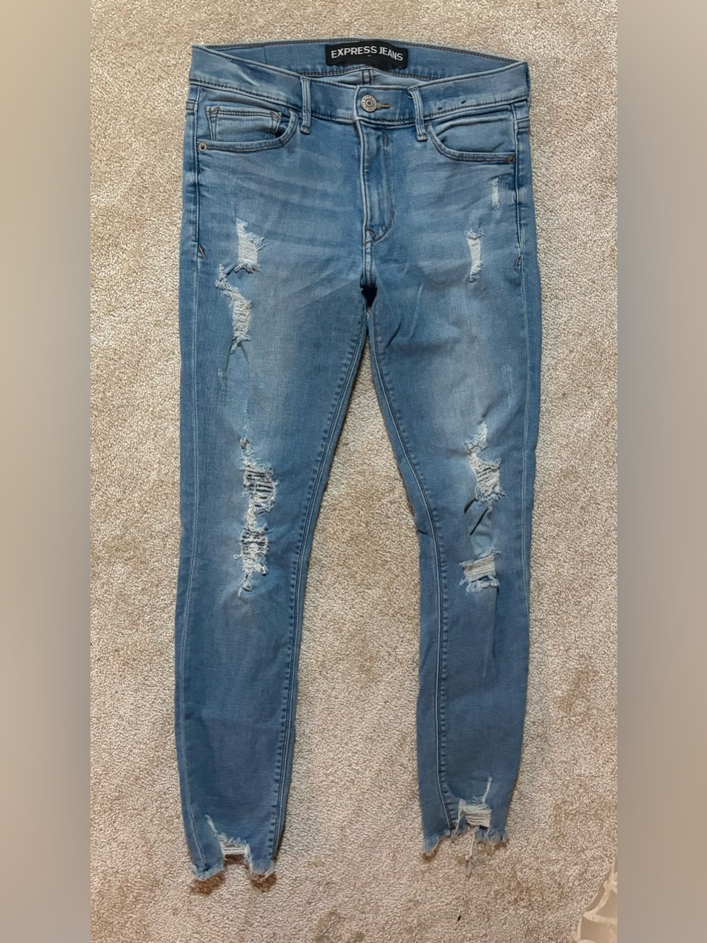 Express Jeans Size 6 Distressed Skinny Jeans Light Wash Frayed Hem Size 6